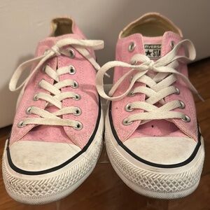 Converse Women's Pink Low-Top Sneakers